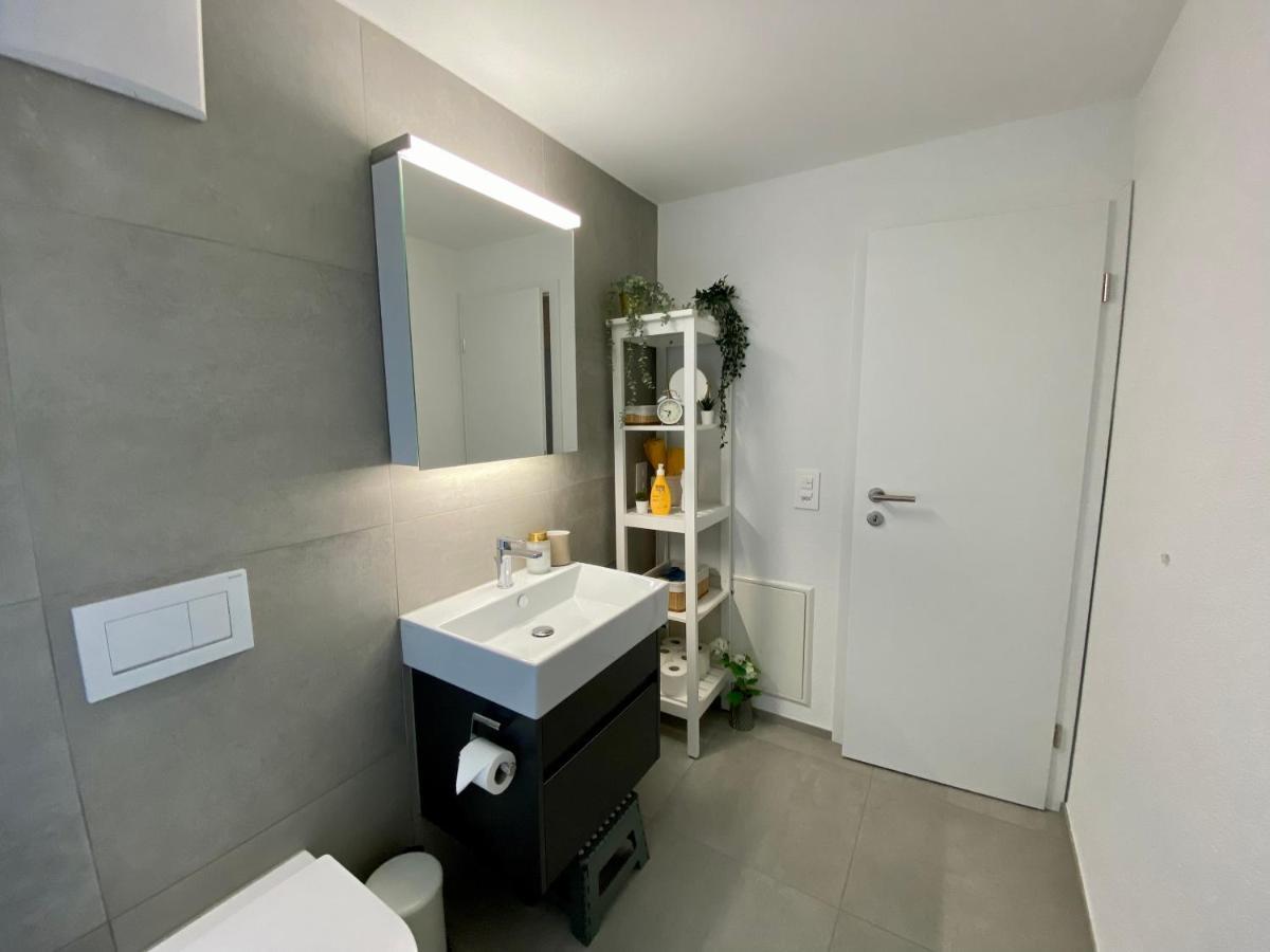 Apartament Glad Spot - Liestal - 10 Min From Basel - Central, Design & Netflix Zewnętrze zdjęcie