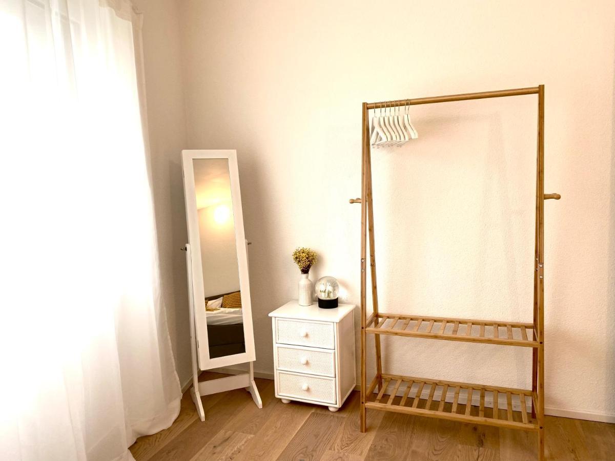 Apartament Glad Spot - Liestal - 10 Min From Basel - Central, Design & Netflix Zewnętrze zdjęcie